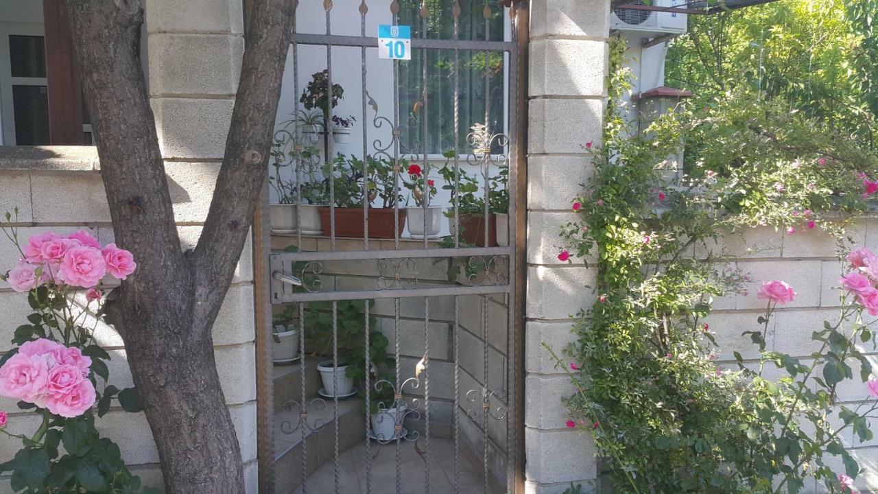 Fema Guest House バルチク エクステリア 写真
